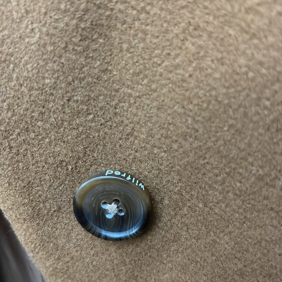 ❌SOLD❌ Wilfred Cocoon Coat - Picture 3 of 5